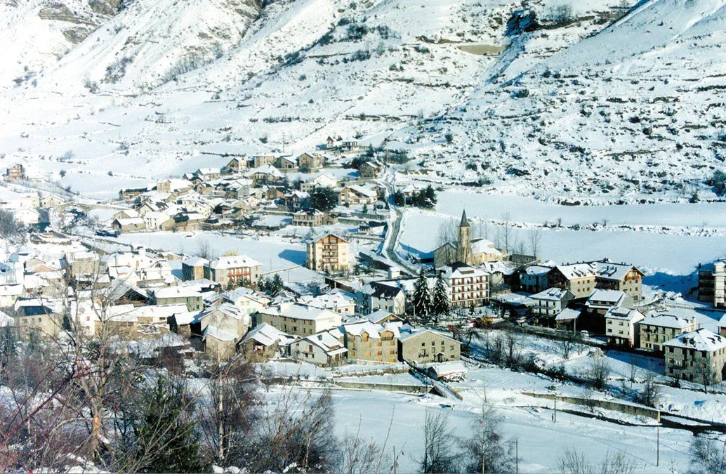 Espot Esquí: Guía Completa 2026 de la Estación en el Parque Nacional de Aigüestortes - CaranvaSports