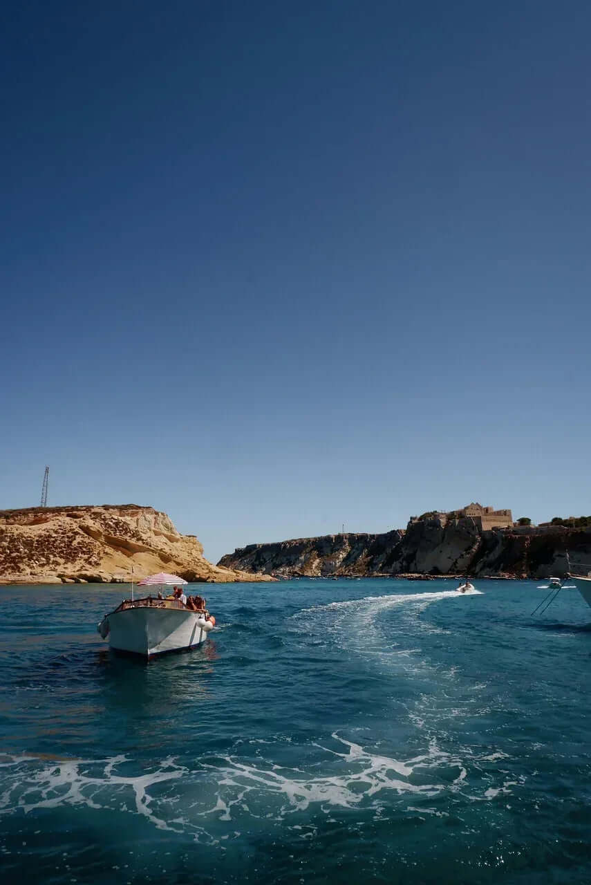 Alquiler Menorquina - Formentera -CaranvaSports - temporada 2026