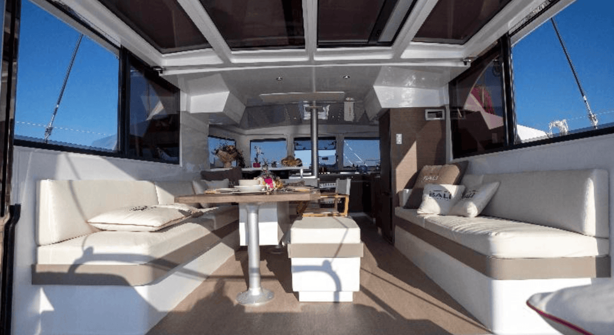 Aluguel de Catamarã Bali Catspace — Ibiza