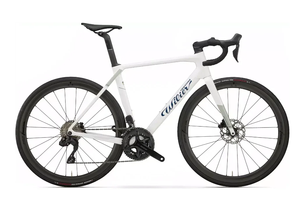 Alquiler Bici Carretera Girona - Carretera / Wilier Granturismo SL (Shimano 105 di2) MICHE SWR EVO 40 - Caranva